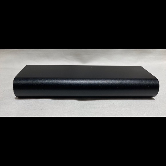 iHome Powerbank/Portable Charger 10000 mAh IH-PP1006 - Picture 4 of 8